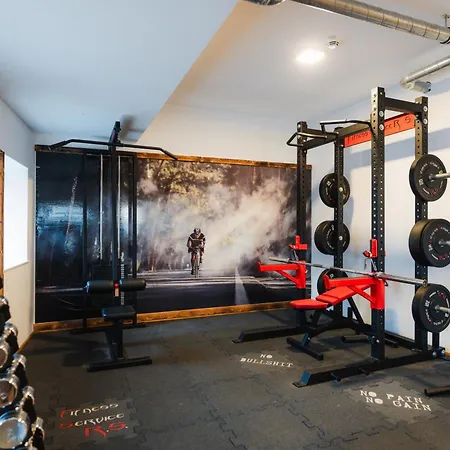 Апартаменты Arvia Living - In Altmuenster, Zentrale Lage, 7 Min Gehweg Zum Traunsee, Kueche, Gratis Parkplatz & Wlan