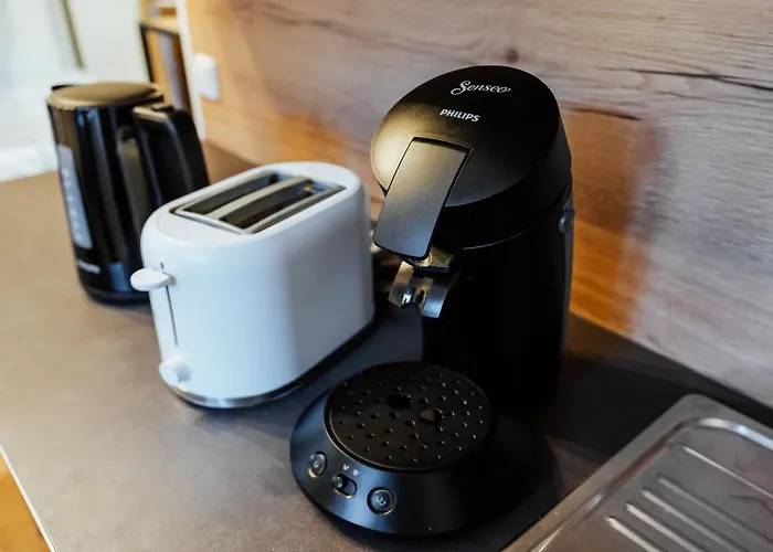 Arvia Living - In Altmuenster, Zentrale Lage, 7 Min Gehweg Zum Traunsee, Kueche, Gratis Parkplatz & Wlan * Altmünster