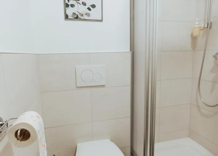 Διαμέρισμα Arvia Living - In Altmuenster, Zentrale Lage, 7 Min Gehweg Zum Traunsee, Kueche, Gratis Parkplatz & Wlan Altmünster