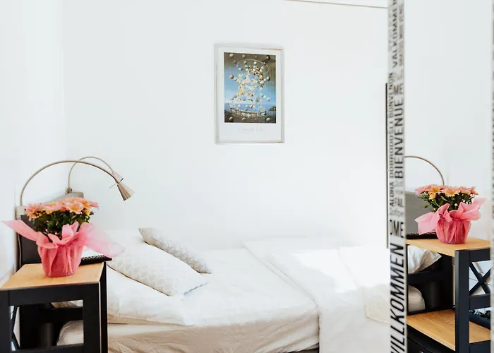 Arvia Living - In Altmuenster, Zentrale Lage, 7 Min Gehweg Zum Traunsee, Kueche, Gratis Parkplatz & Wlan Apartmán *