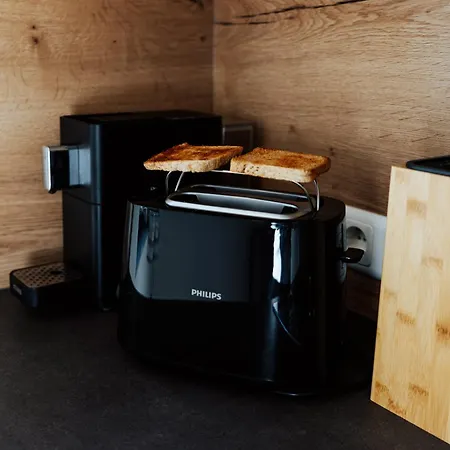 Arvia Living - In Altmuenster, Zentrale Lage, 7 Min Gehweg Zum Traunsee, Kueche, Gratis Parkplatz & Wlan Appartement *