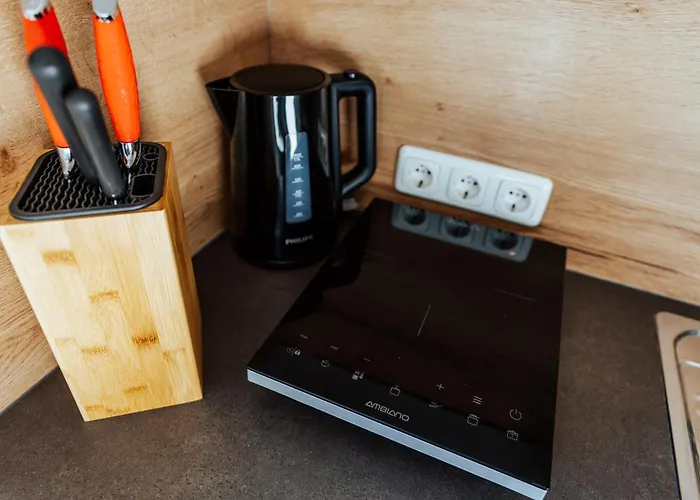 Arvia Living - In Altmuenster, Zentrale Lage, 7 Min Gehweg Zum Traunsee, Kueche, Gratis Parkplatz & Wlan